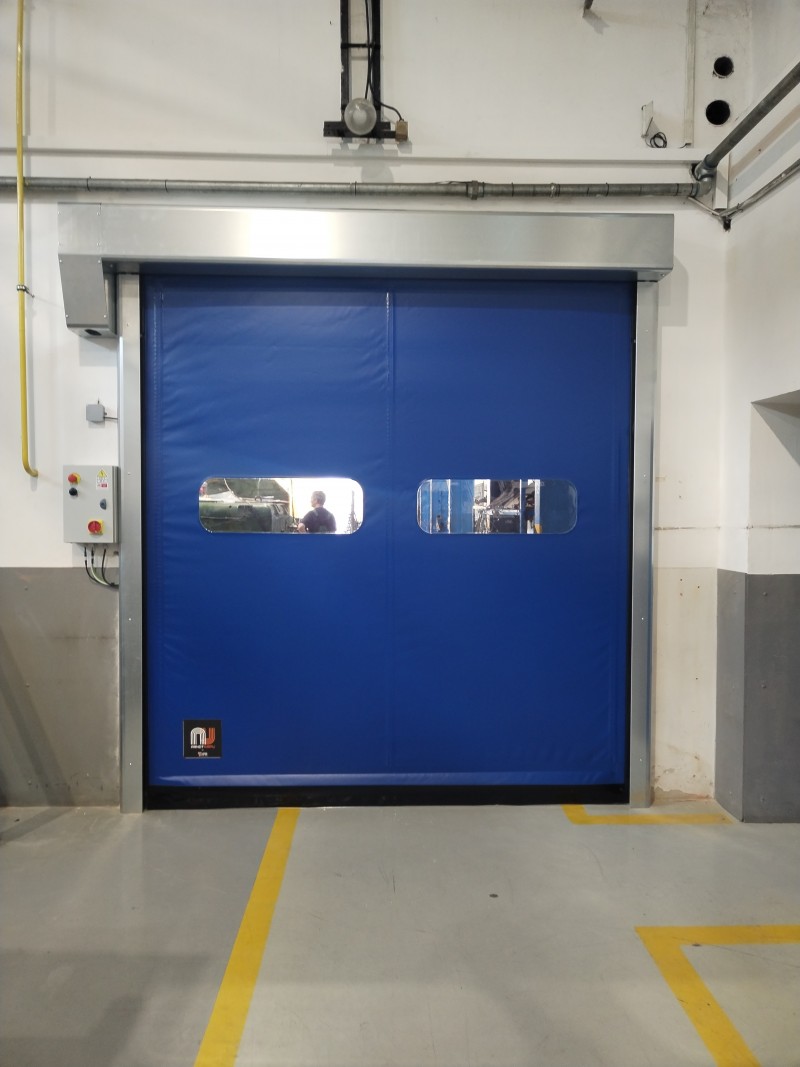 Ipari logisztikai gyorskapuk